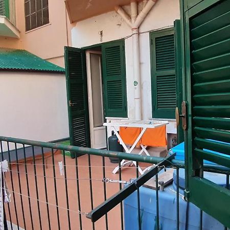 Stanza Privata In Appartamento Per Smart Working, Digital Nomads O Coliving Palermo Eksteriør billede