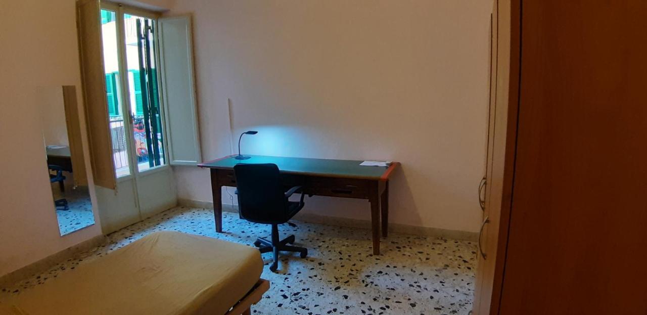 Stanza Privata In Appartamento Per Smart Working, Digital Nomads O Coliving Palermo Eksteriør billede